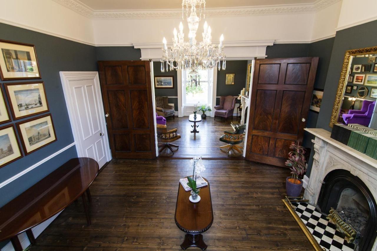 Charleville Lodge Hotel Dublin Bagian luar foto
