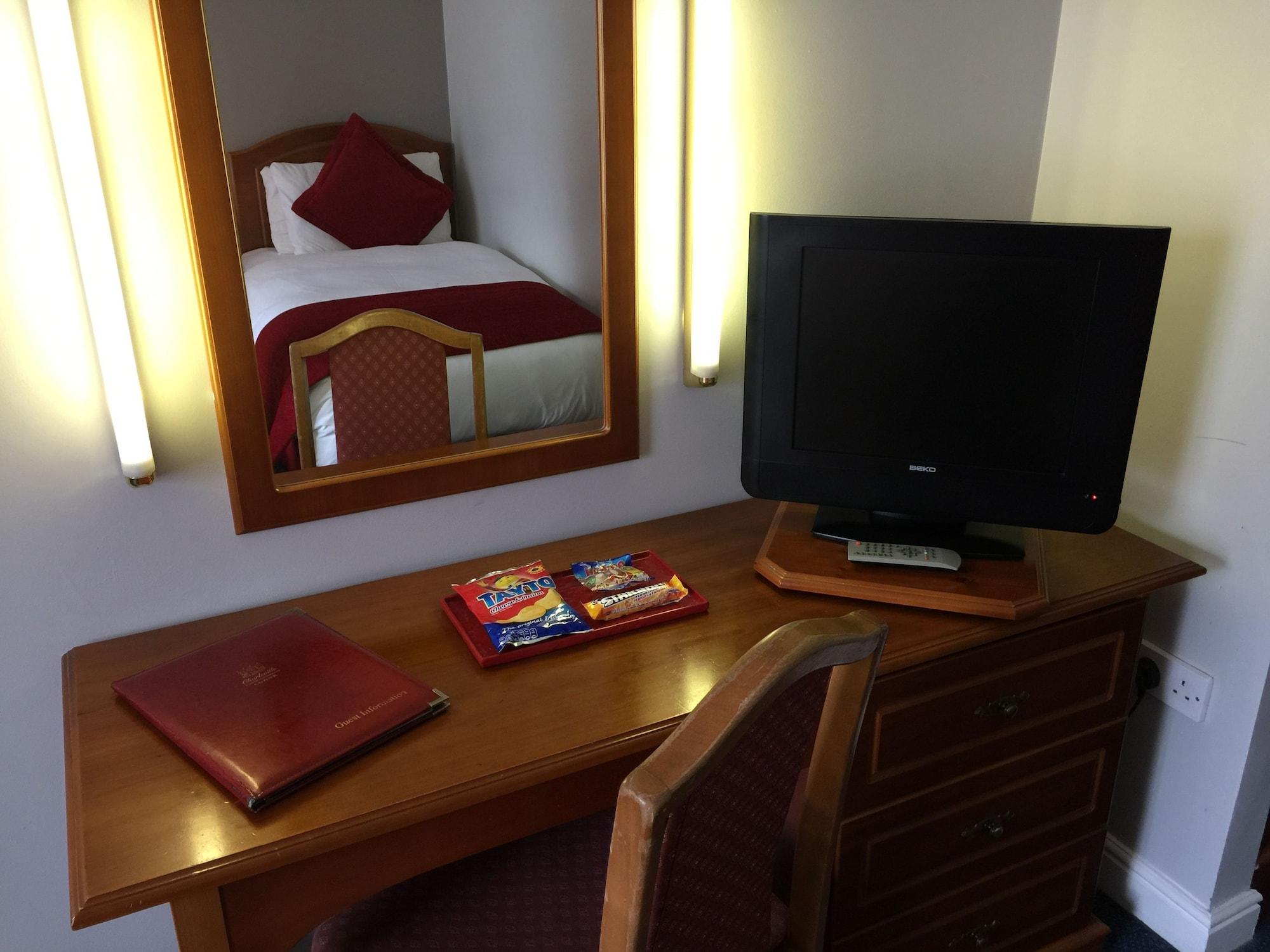 Charleville Lodge Hotel Dublin Bagian luar foto